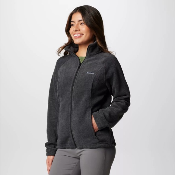 Columbia Women's Fleece Jacket - Picture 3 of 5